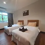 Rajapruek Place