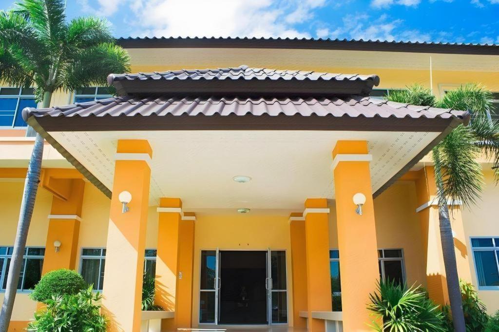 Rajapruek Place Hotel